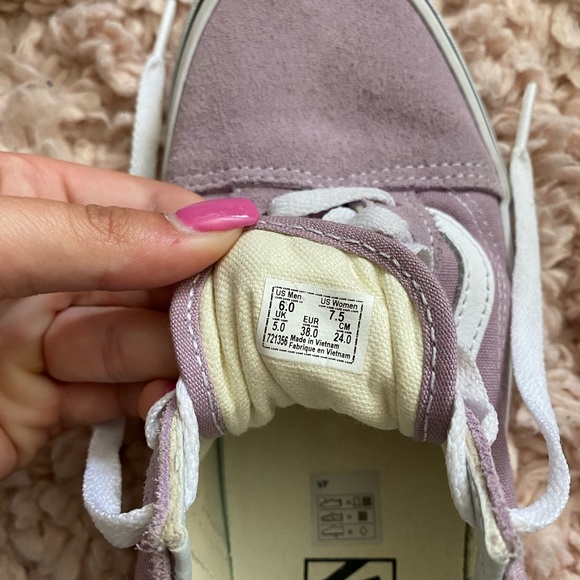 vans - Picture 4 of 4